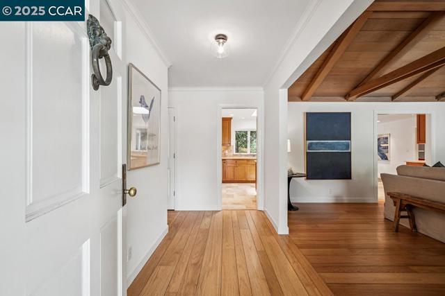 3159 Lucas Dr, Lafayette CA: https://media.crmls.org/mediaz/bb813df9-2440-4e4a-a185-b57bc72f6c0a.jpg
