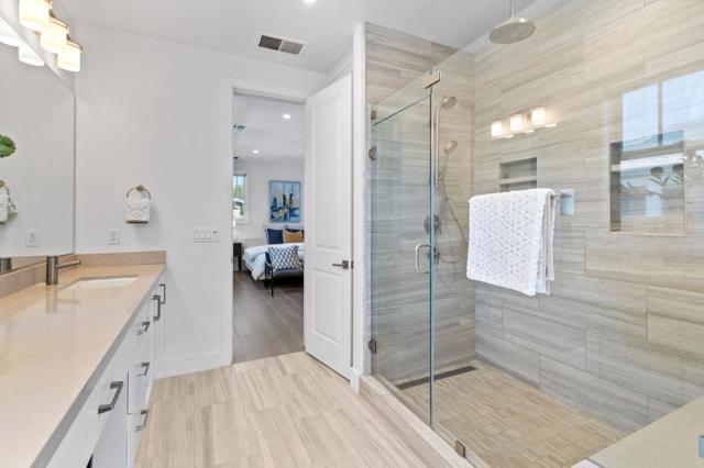 18855 Montalvo Oaks Circle, Los Gatos CA: https://media.crmls.org/mediaz/bb81adcb-8f19-4286-9440-febb879bf9b4.jpg