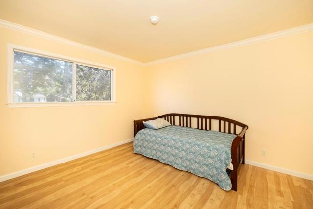 551 4th Street, Montara CA: https://media.crmls.org/mediaz/bb81efdf-634f-42f7-bbee-b810297be096.jpg