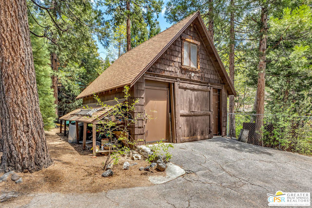 Image 65 of 70 For 25100 Indian Rock Road