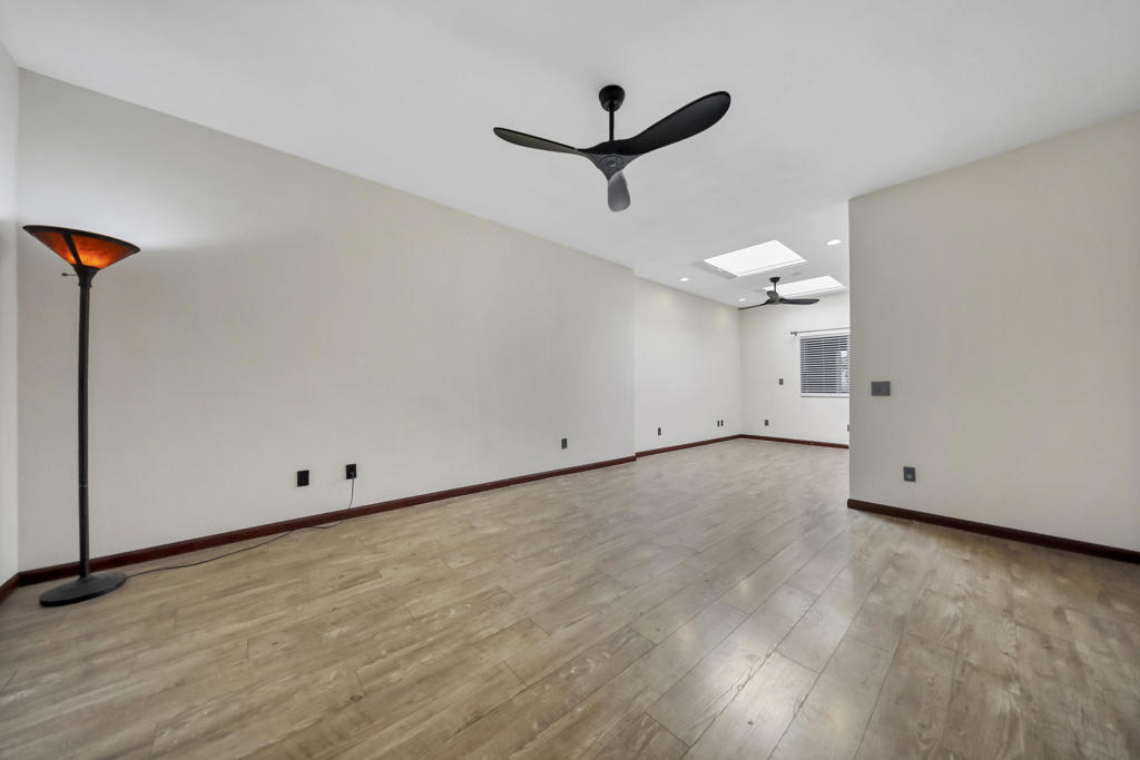 MLS #219138238DA image #15