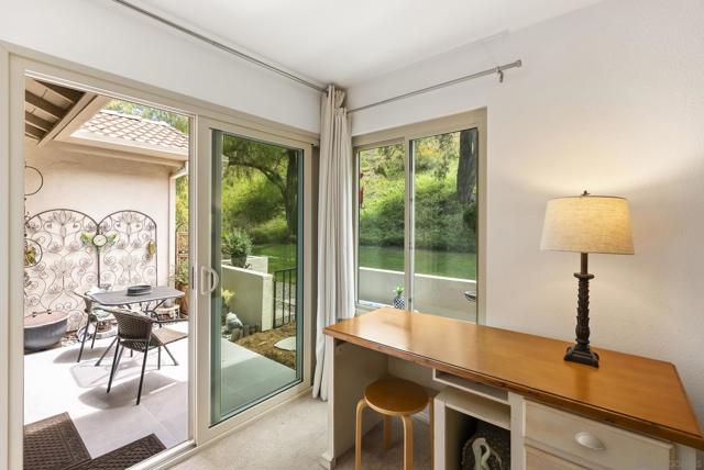 17909 Avenida Alozdra, San Diego CA: https://media.crmls.org/mediaz/bb839be8-15bc-4a6e-b17f-bde1c1074624.jpg