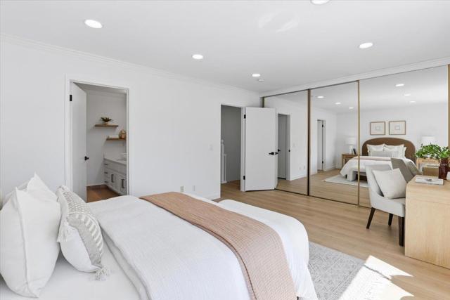 812 Ram Lane, Foster City CA: https://media.crmls.org/mediaz/bb849d79-1319-46b1-b5fa-92120f119cc7.jpg