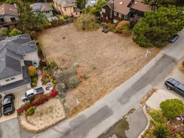 0 Avenue Granada, El Granada CA: https://media.crmls.org/mediaz/bb85d8c4-97f7-4625-909a-30975a5e93fc.jpg