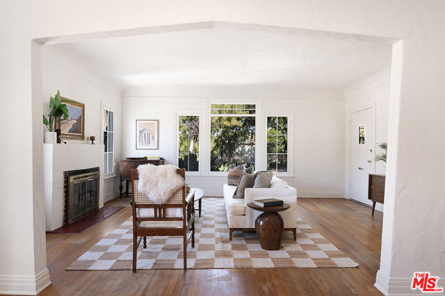 1034 Pacific Street photo 5
