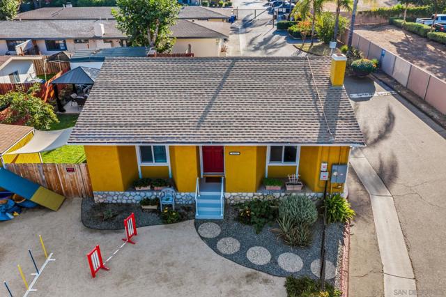 1215 N Broadway, Escondido CA: https://media.crmls.org/mediaz/bb86b619-b582-4bd5-8f02-a69fc98e1954.jpg