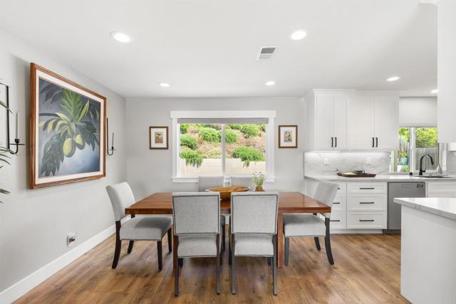 Detail Gallery Image 7 of 38 For 1951 Belmore Ct, El Cajon,  CA 92020 - 4 Beds | 2/1 Baths