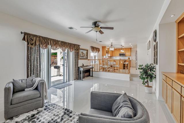 1700 Hemlock Court, Hollister CA: https://media.crmls.org/mediaz/bb881af2-ceaf-4dcf-bf9d-29e0107d6397.jpg