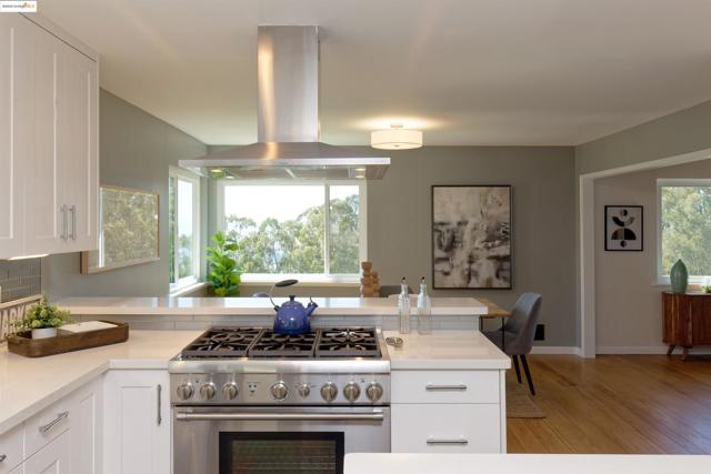 Image 10 of 30 For 2093 Braemar Rd