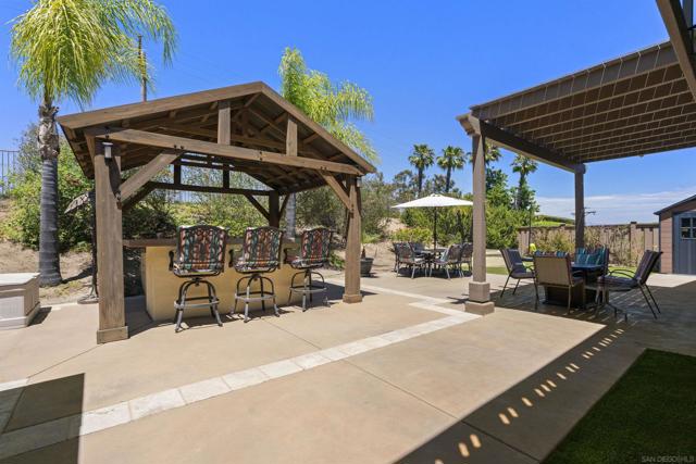 7787 Britt Pl, Santee CA: https://media.crmls.org/mediaz/bb8991f1-04b6-4686-97f6-3768adb8696a.jpg