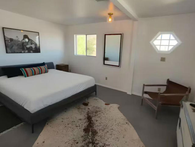 7657 N Star Avenue, 29 Palms CA: https://media.crmls.org/mediaz/bb89e111-3b10-474a-8541-9a2d0bb28ffc.jpg