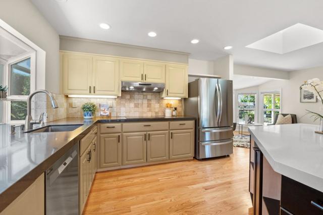 1544 Klamath Drive, Sunnyvale CA: https://media.crmls.org/mediaz/bb8b44bf-e9a6-490e-9210-f9db1d144164.jpg