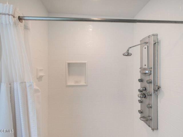 Detail Gallery Image 17 of 29 For 1251 Weymouth Ln, Ventura,  CA 93001 - 3 Beds | 2 Baths