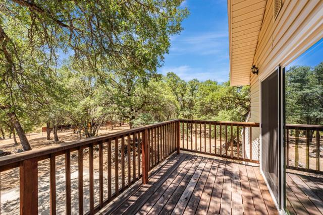 3748 Baldwin Drive, Placerville CA: https://media.crmls.org/mediaz/bb8bd94c-0481-4f12-81ec-9d454f5dc167.jpg