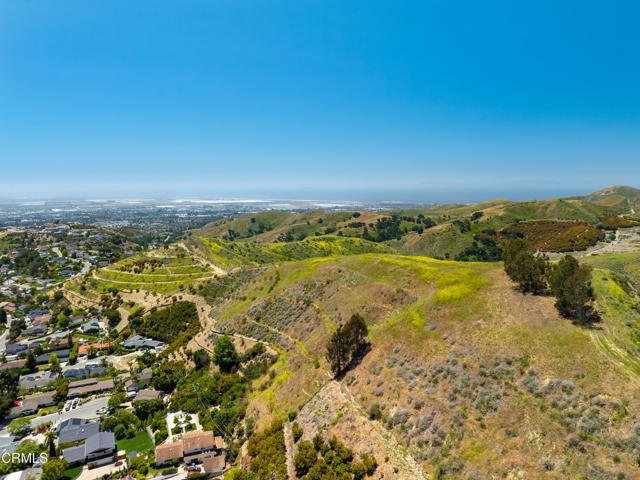 1251 Via Cielito, Ventura CA: https://media.crmls.org/mediaz/bb8d06c5-db90-4112-994d-7e8859bce956.jpg