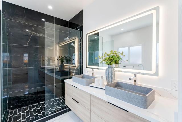 827 S Idaho Street, San Mateo CA: https://media.crmls.org/mediaz/bb8d775d-edfa-48ac-9bf2-34d6c4d38869.jpg