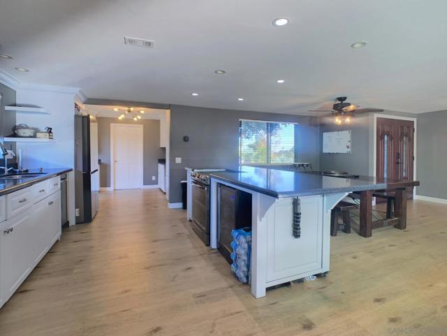 27332 Cool Water Ranch RD, Valley Center CA: https://media.crmls.org/mediaz/bb8dbb3d-0027-44cc-99e7-98ac688802b3.jpg