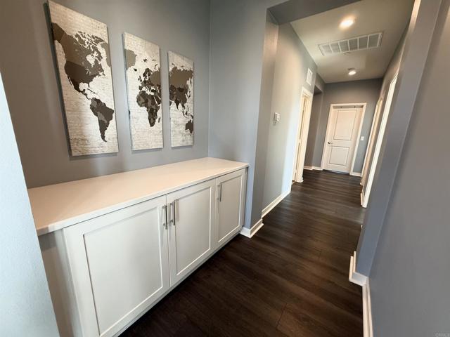 Detail Gallery Image 33 of 49 For 1564 Manzanita Hollow, Vista,  CA 92084 - 5 Beds | 4 Baths