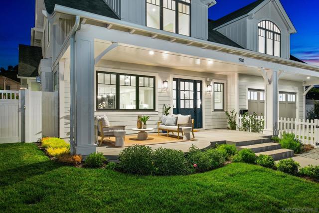 910 Balboa, Coronado CA: https://media.crmls.org/mediaz/bb8ef92d-0ba6-49df-a4e3-430f8adf82af.jpg