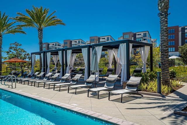 2335 Aperture Circle, San Diego CA: https://media.crmls.org/mediaz/bb8f4d62-041e-4e5d-b52d-01a49c892941.jpg