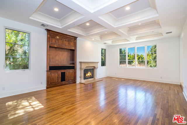2167 Sheringham Lane, Los Angeles CA: https://media.crmls.org/mediaz/bb8fcfae-09f4-4b0a-a814-707f9a055eef.jpg