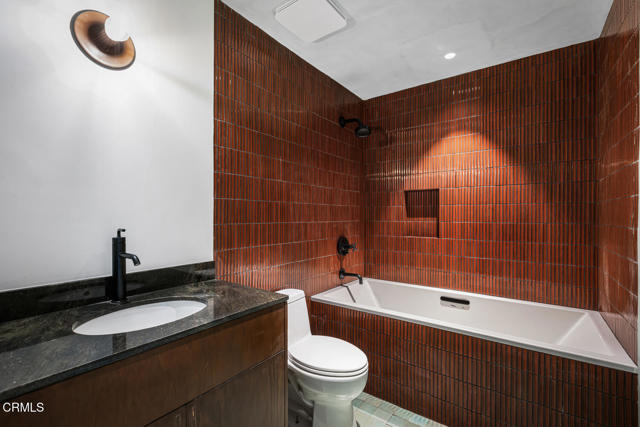 Detail Gallery Image 22 of 30 For 596 Quail Dr, Los Angeles,  CA 90065 - 3 Beds | 2 Baths