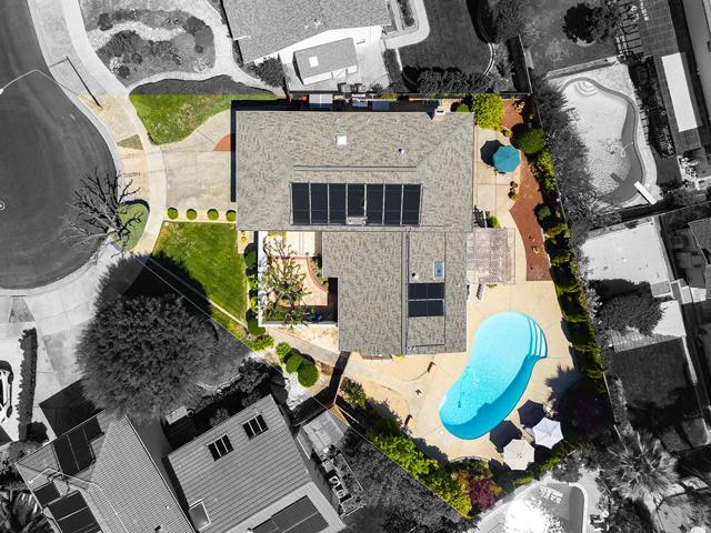 6128 Corte De La Reina, San Jose CA: https://media.crmls.org/mediaz/bb908bc3-8b46-4b50-9bc5-0f3bfd8c2405.jpg