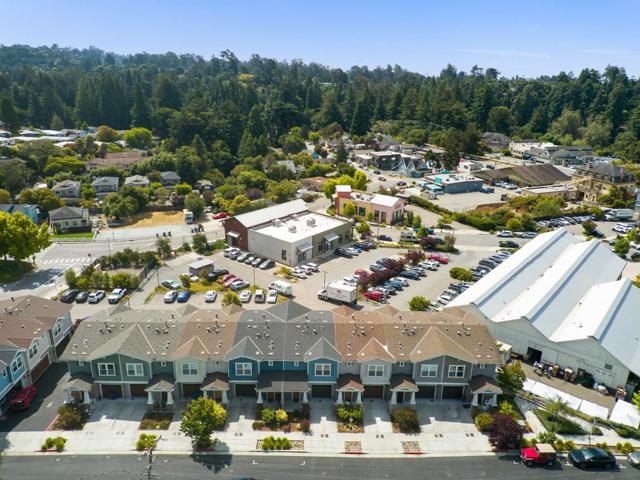 454 Granite Way, Aptos CA: https://media.crmls.org/mediaz/bb91883b-cca7-4b49-b261-fac579e7f16e.jpg