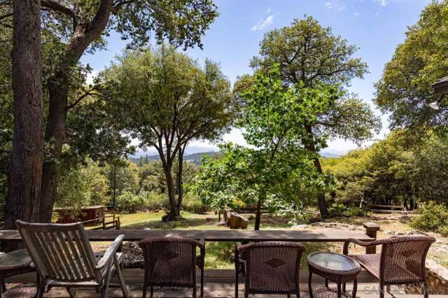 4597 Luneta Drive, Julian CA: https://media.crmls.org/mediaz/bb922cd9-df16-4d05-8718-71ce419671c5.jpg