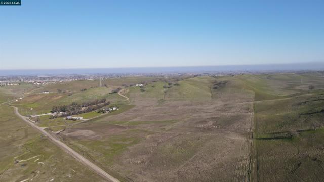 0 Briones Valley Rd, Brentwood (CC) CA: https://media.crmls.org/mediaz/bb925400-408a-4bfe-89d4-ba509fd0b443.jpg