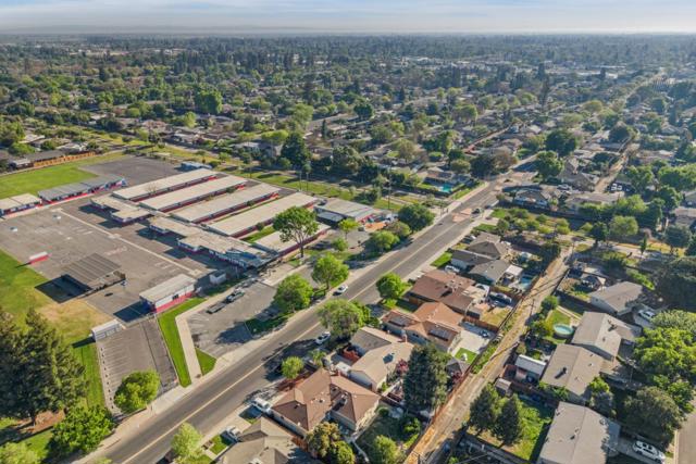 816 Bowen Avenue, Modesto CA: https://media.crmls.org/mediaz/bb92927c-47e5-47d9-961e-83b00ac99b9f.jpg
