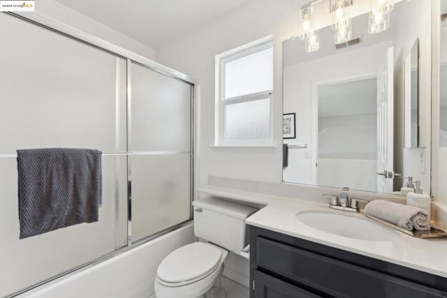 102 Waterview Dr, Richmond CA: https://media.crmls.org/mediaz/bb933824-99e7-412e-b0a9-d3d2381cc162.jpg