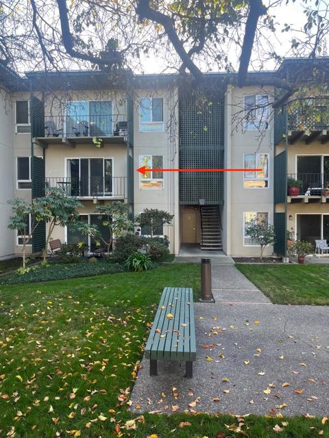 818 N Delaware Street, San Mateo CA: https://media.crmls.org/mediaz/bb938105-a7a8-4313-9b7e-395e12ff820d.jpg