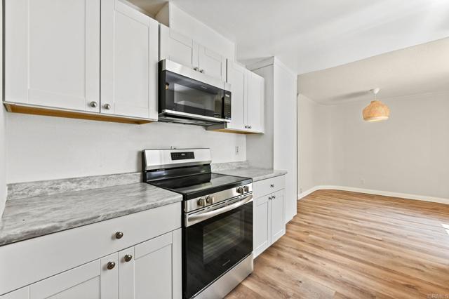 Detail Gallery Image 9 of 46 For 2308 Altisma Way #123,  Carlsbad,  CA 92009 - 2 Beds | 2 Baths
