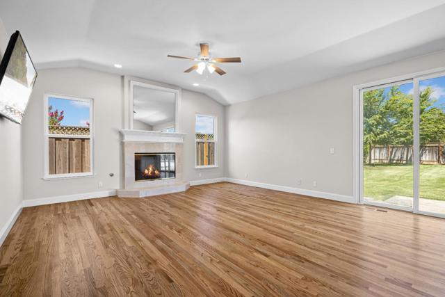 12320 Highland Estates Lane, San Martin CA: https://media.crmls.org/mediaz/bb951510-bc11-428d-b573-acd3d3b79268.jpg