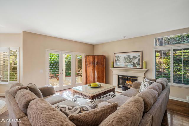 32714 Wellbrook Drive, Westlake Village CA: https://media.crmls.org/mediaz/bb963a3e-99bf-4884-836a-ad5a8afa9d8e.jpg