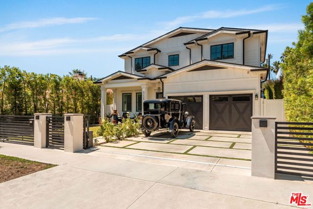 5235 Sylmar Avenue, Sherman Oaks CA: https://media.crmls.org/mediaz/bb986327-01f6-4d0b-b794-ee576f5c483a.jpg