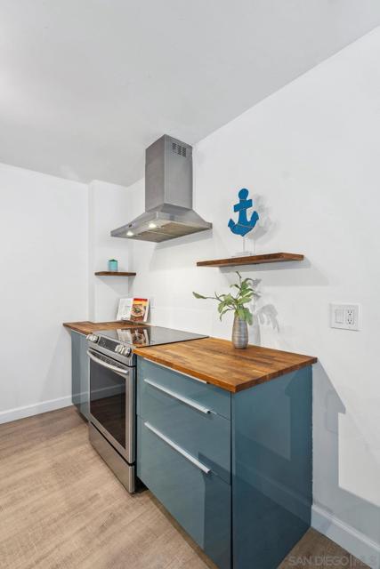 Image 4 of 29 For 6780 Friars Rd  365