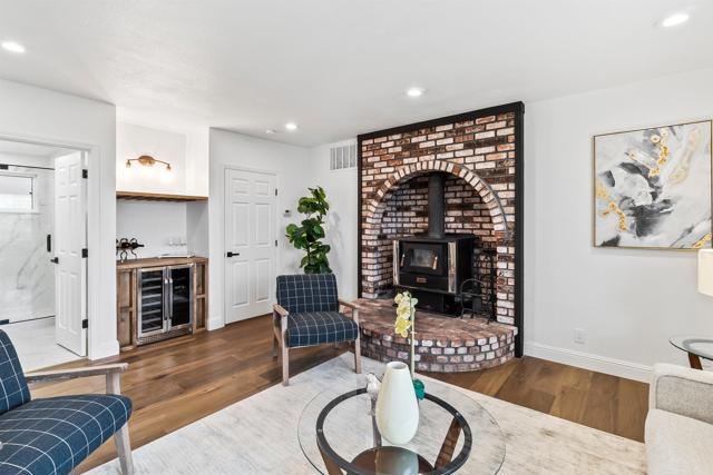 12200 Tesla Rd, Livermore CA: https://media.crmls.org/mediaz/bb98cf5f-48f6-4863-9332-5ce4aa2dc611.jpg