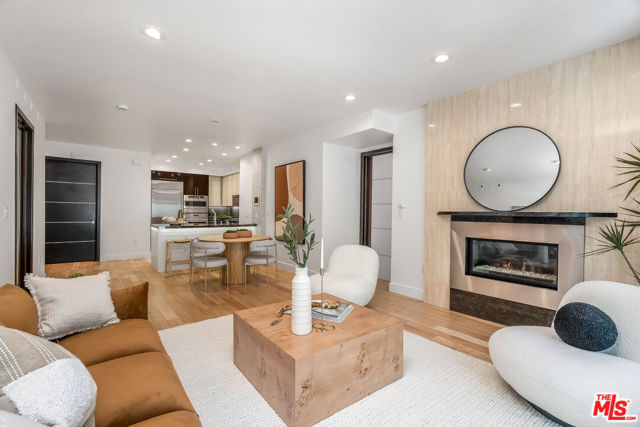 1318 S Roxbury Drive, Los Angeles CA: https://media.crmls.org/mediaz/bb991d75-b122-42d8-b7e4-15c06581d997.jpg