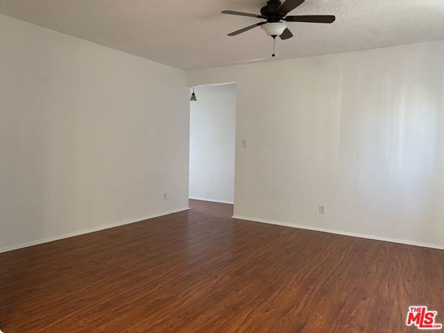 1330 S WILTON Place, Los Angeles CA: https://media.crmls.org/mediaz/bb9a590c-e187-4418-98b0-781e3434b4c6.jpg