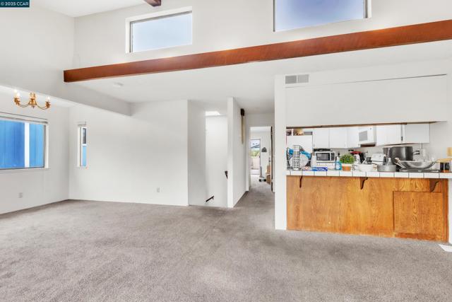 138 Farallon Ct, Aptos CA: https://media.crmls.org/mediaz/bb9a9e28-c46b-44cc-b05d-a8a8764ac2a9.jpg