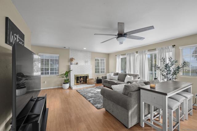 8016 Sterling Dr, El Cajon CA: https://media.crmls.org/mediaz/bb9bc3ff-158e-49bc-a4f9-e51d807273ea.jpg