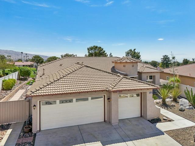 Image 46 of 56 For 64375 Pyrenees Avenue