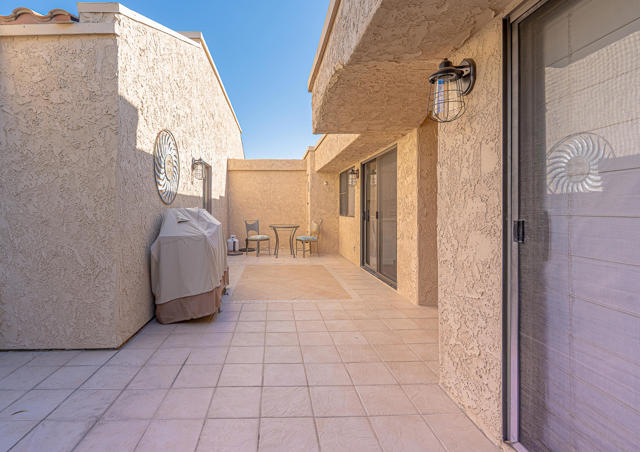 68697 Cll Tortosa, Cathedral City CA: https://media.crmls.org/mediaz/bb9dfbe7-f67e-45be-9f5e-0e41bc013fb5.jpg