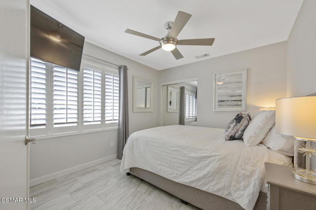 1233 Calle Olmo, Thousand Oaks CA: https://media.crmls.org/mediaz/bb9e64af-b04b-4a30-ad18-c31e7b6a65ed.jpg