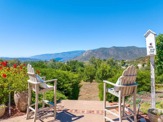 Detail Gallery Image 2 of 43 For 18818 Los Hermanos Ranch Road, Valley Center,  CA 92082 - 3 Beds | 2/1 Baths
