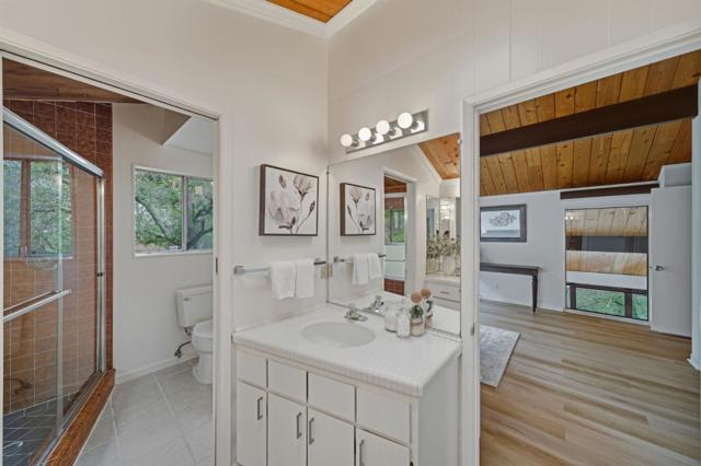 435 Golden Oak Drive, Portola Valley CA: https://media.crmls.org/mediaz/bb9eed11-daab-4806-addb-af742fdbd3c6.jpg