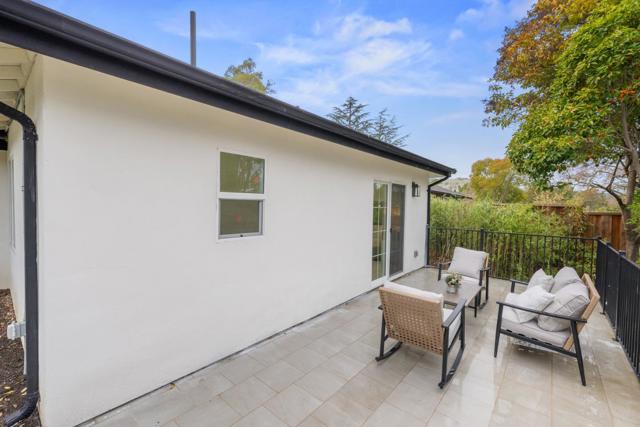 2660 Ross Place, Walnut Creek CA: https://media.crmls.org/mediaz/bb9fc82a-9bbb-4e1f-a260-9b6b330dbbf1.jpg