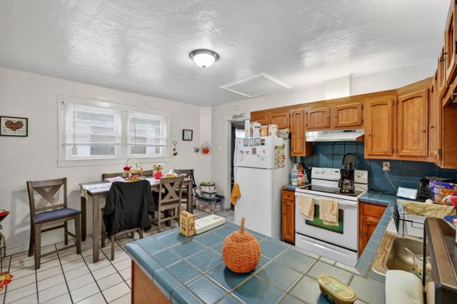 309 N 5th Street, San Jose CA: https://media.crmls.org/mediaz/bba03104-269e-419e-80c8-235d5a2e012c.jpg